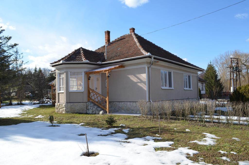 Örömvölgy Vendégház Bozsva Extérieur photo