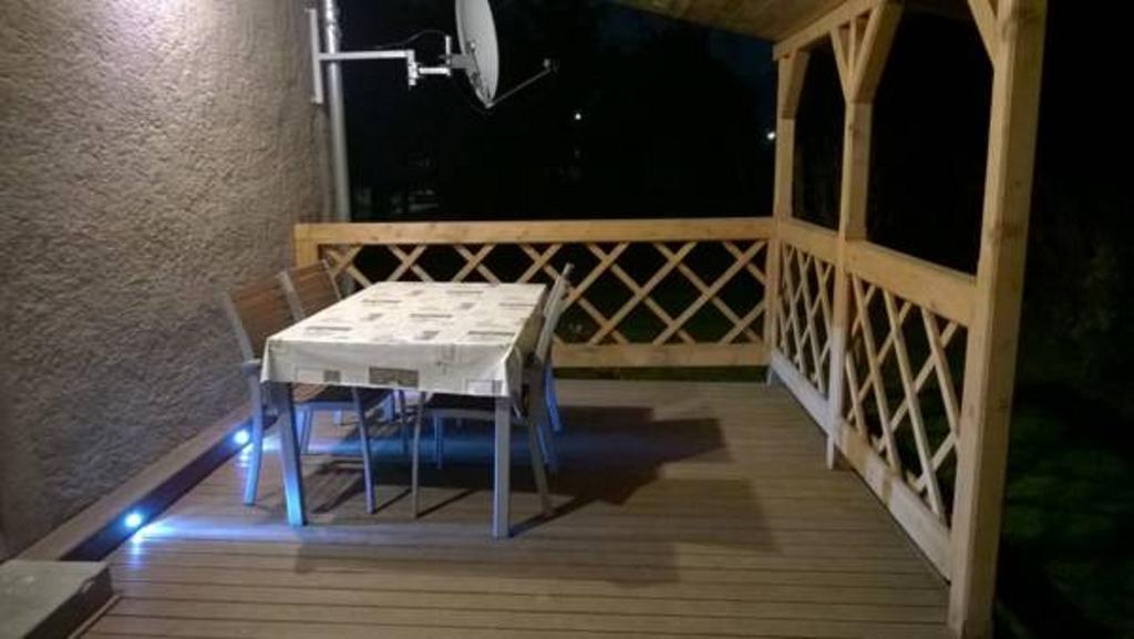 Örömvölgy Vendégház Bozsva Extérieur photo